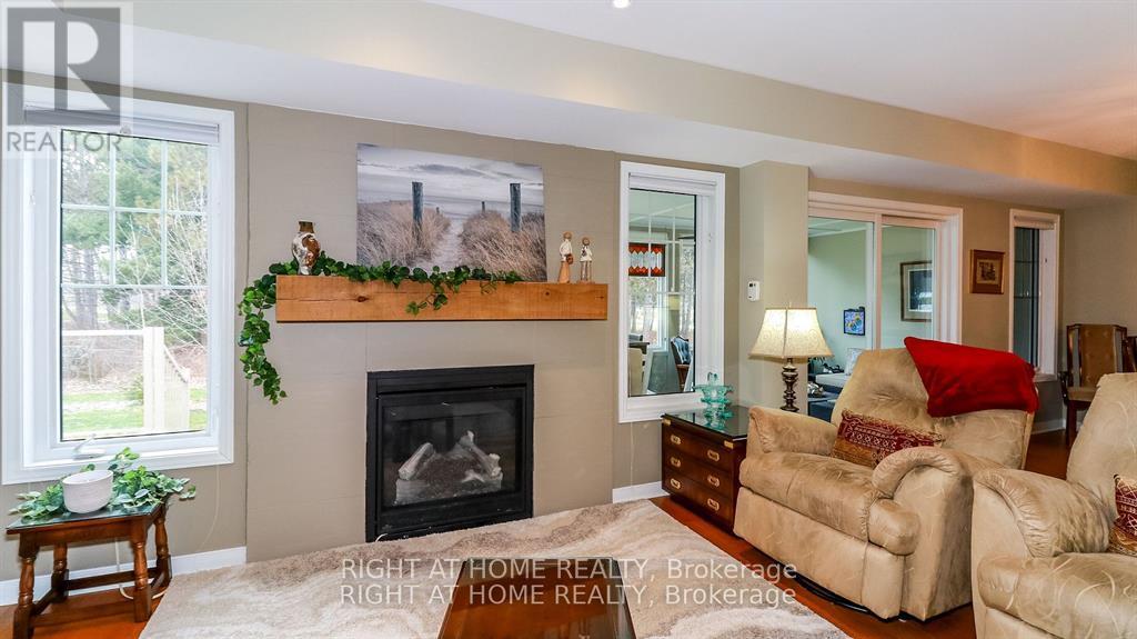 28 Masters Crescent, Georgian Bay, Ontario  L0K 1S0 - Photo 10 - X12388836