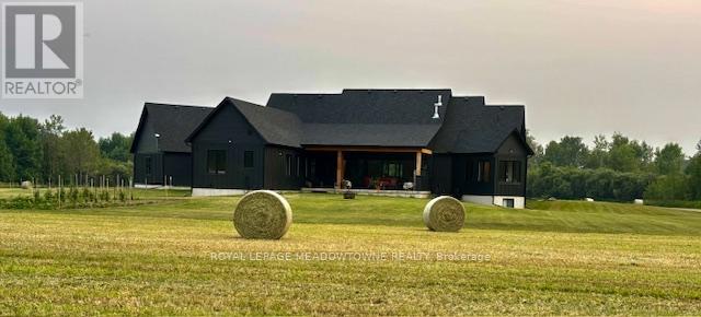 6089 First Line, Erin, Ontario  L0N 1N0 - Photo 2 - X12388905