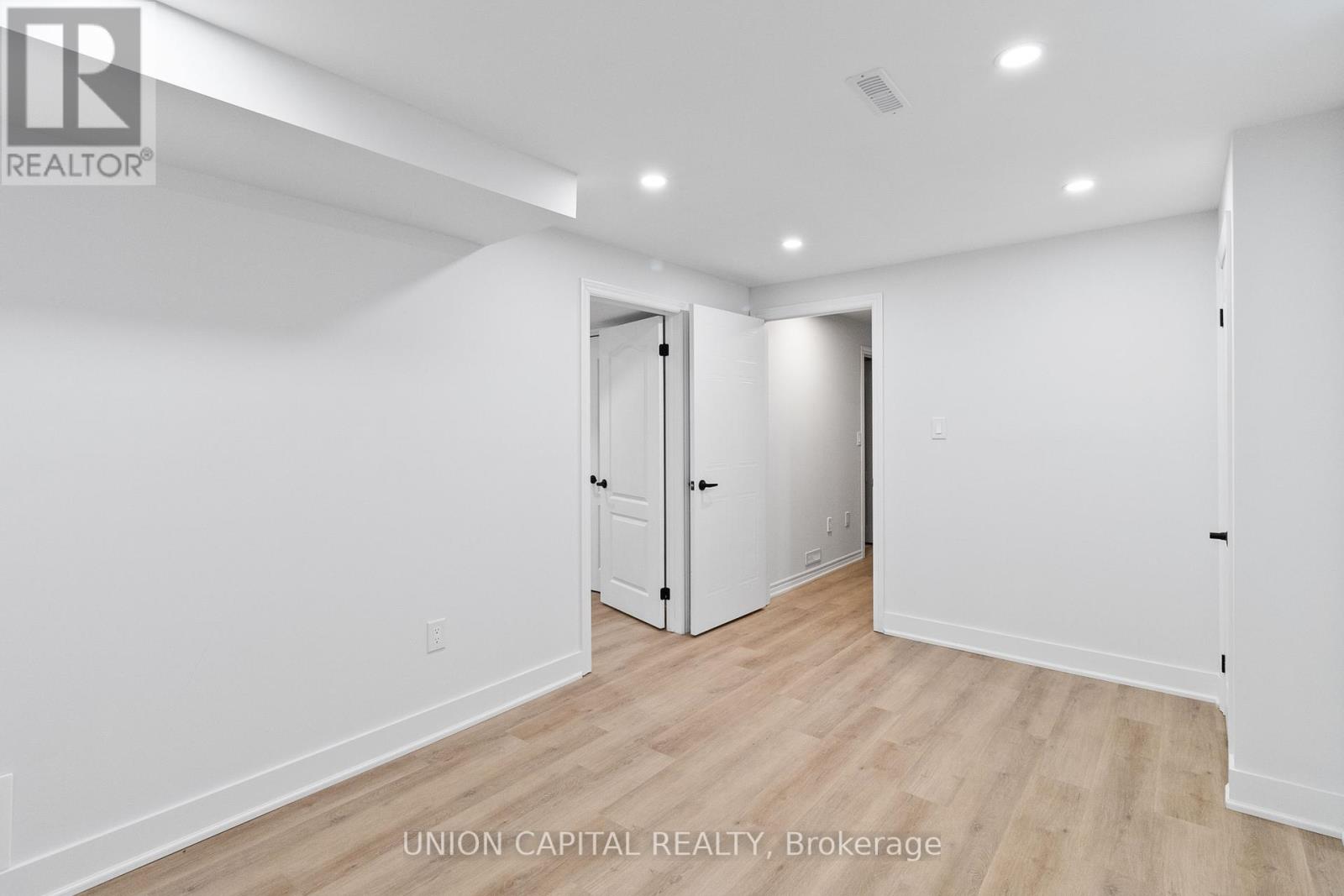 989 Mapleridge Street, London North, Ontario  N6H 0A6 - Photo 33 - X12388915