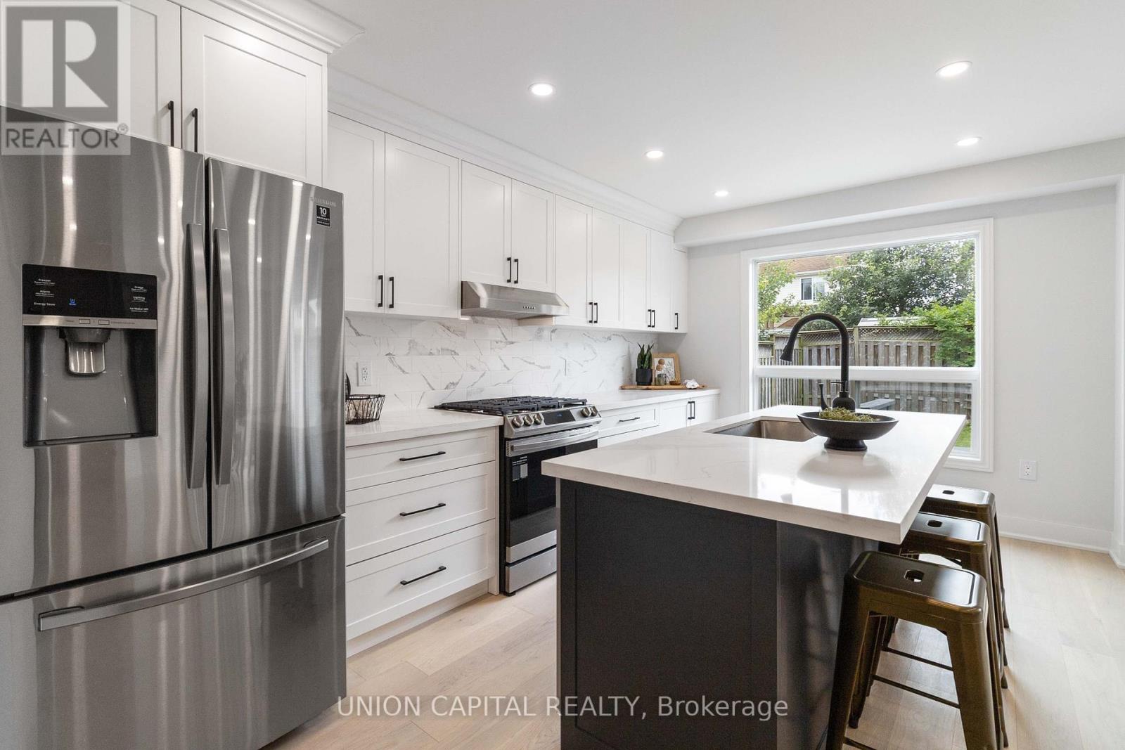 989 Mapleridge Street, London North, Ontario  N6H 0A6 - Photo 5 - X12388915
