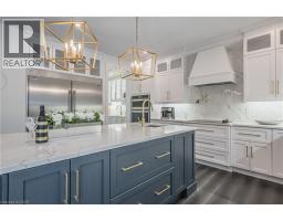 2 AVERY Place, milverton, Ontario