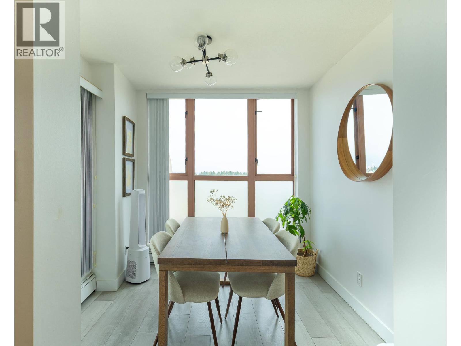 1705 612 Fifth Avenue, New Westminster, British Columbia  V3M 1X5 - Photo 12 - R3044084