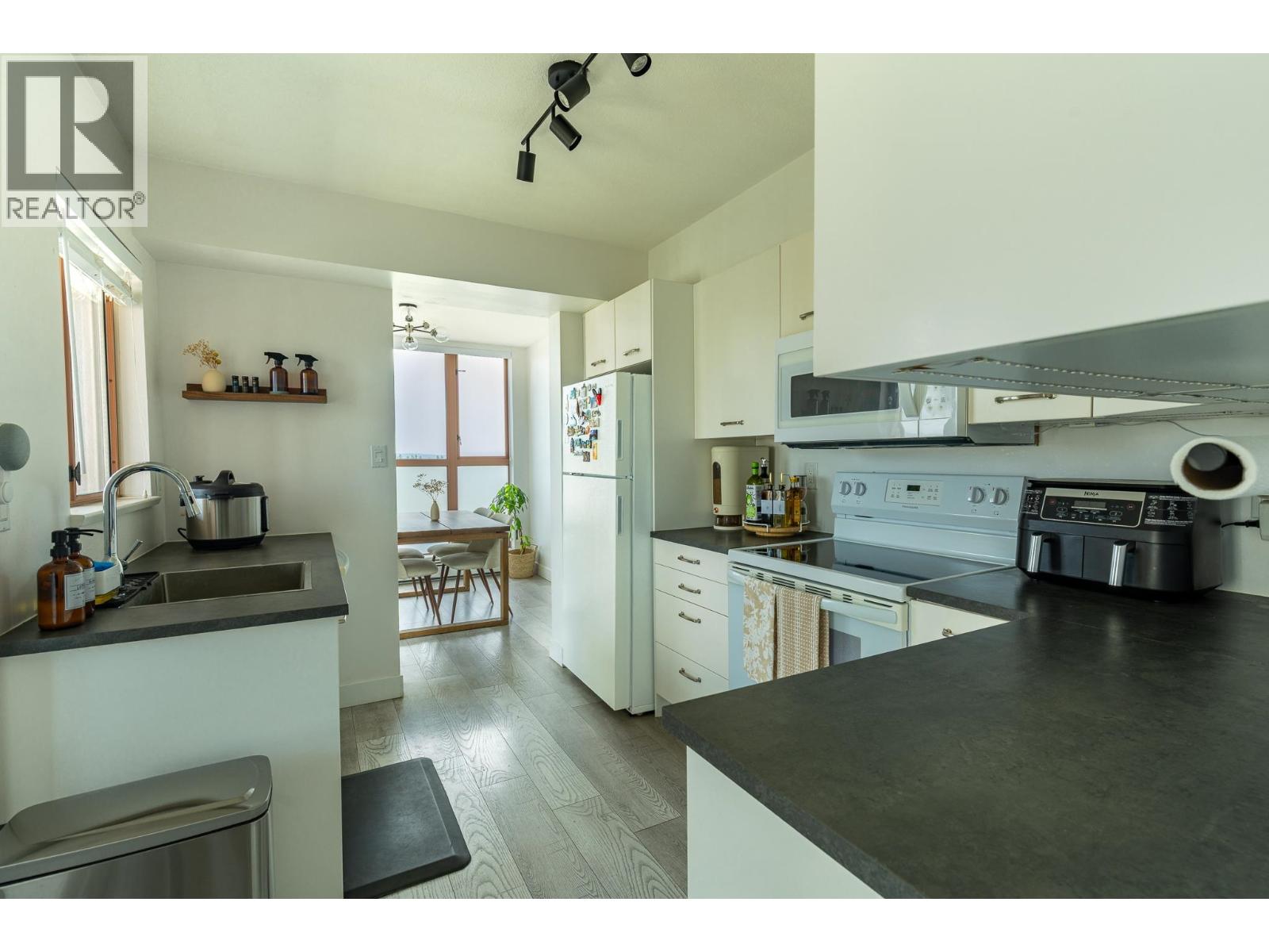 1705 612 Fifth Avenue, New Westminster, British Columbia  V3M 1X5 - Photo 7 - R3044084