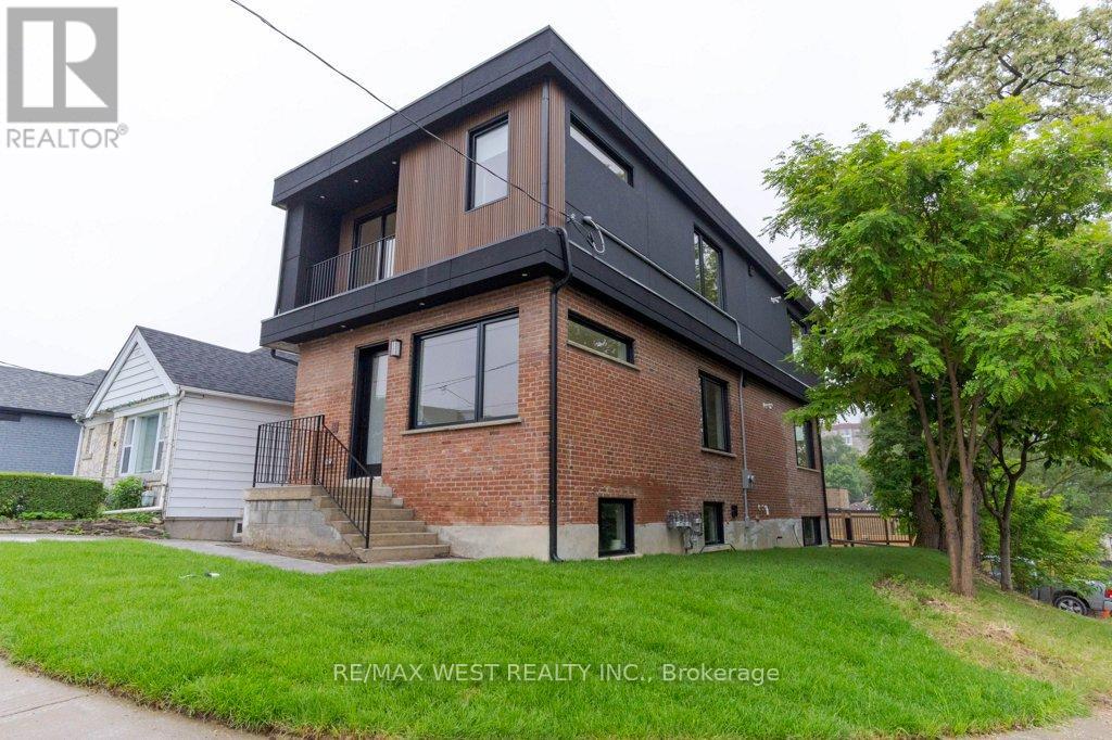 63 Lonborough Avenue, Toronto, Ontario  M6M 1X2 - Photo 4 - W12386991