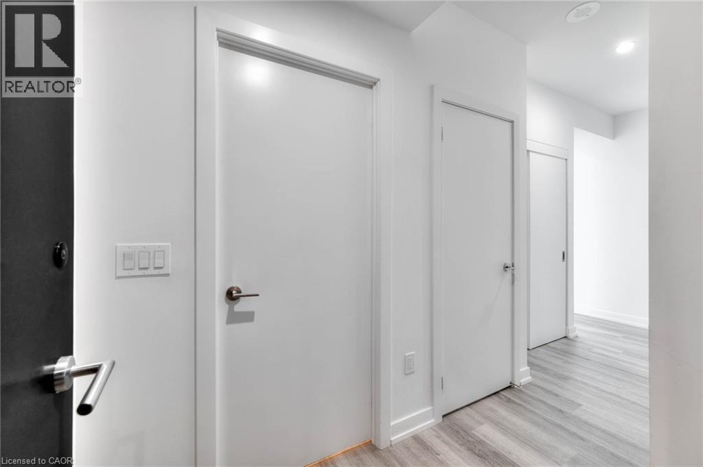 Property at 5 WELLINGTON Street S Unit# 1012 image 2