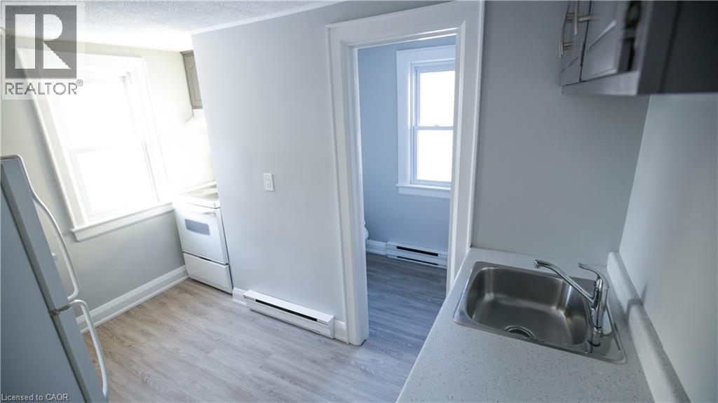 272 Norfolk Avenue Unit# Upper, Delhi, Ontario  N4B 1X4 - Photo 3 - 40767077
