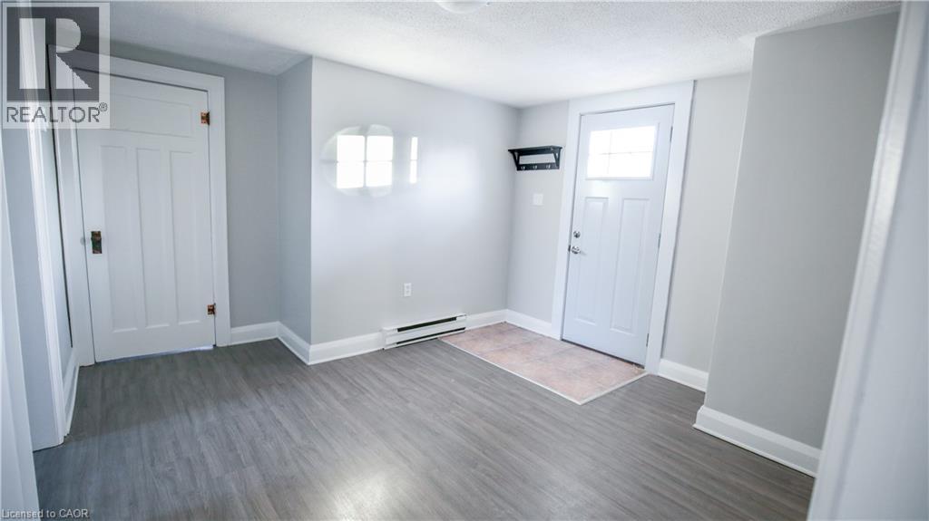 272 Norfolk Avenue Unit# Upper, Delhi, Ontario  N4B 1X4 - Photo 6 - 40767077