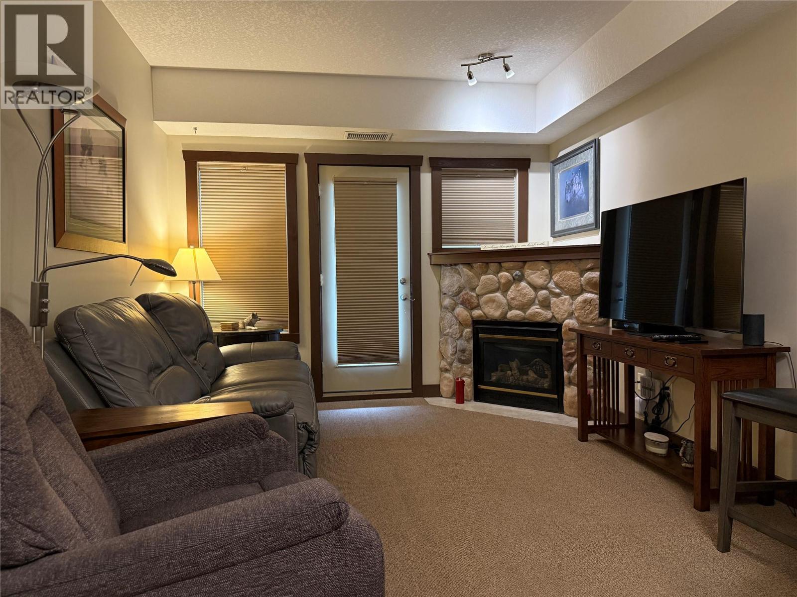 1500 MCDONALD Avenue Unit# 203, fernie, British Columbia