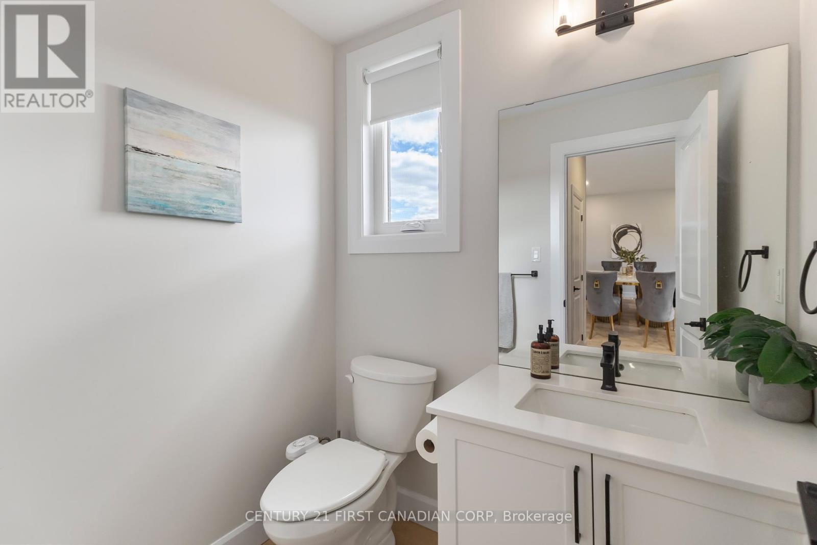 6707 Royal Magnolia Avenue, London South, Ontario  N6P 1H5 - Photo 20 - X12389062