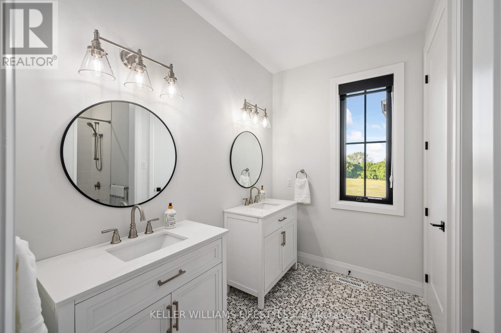 202 - 9861 Glendon Drive, Middlesex Centre, Ontario  N0L 1R0 - Photo 12 - X12389088