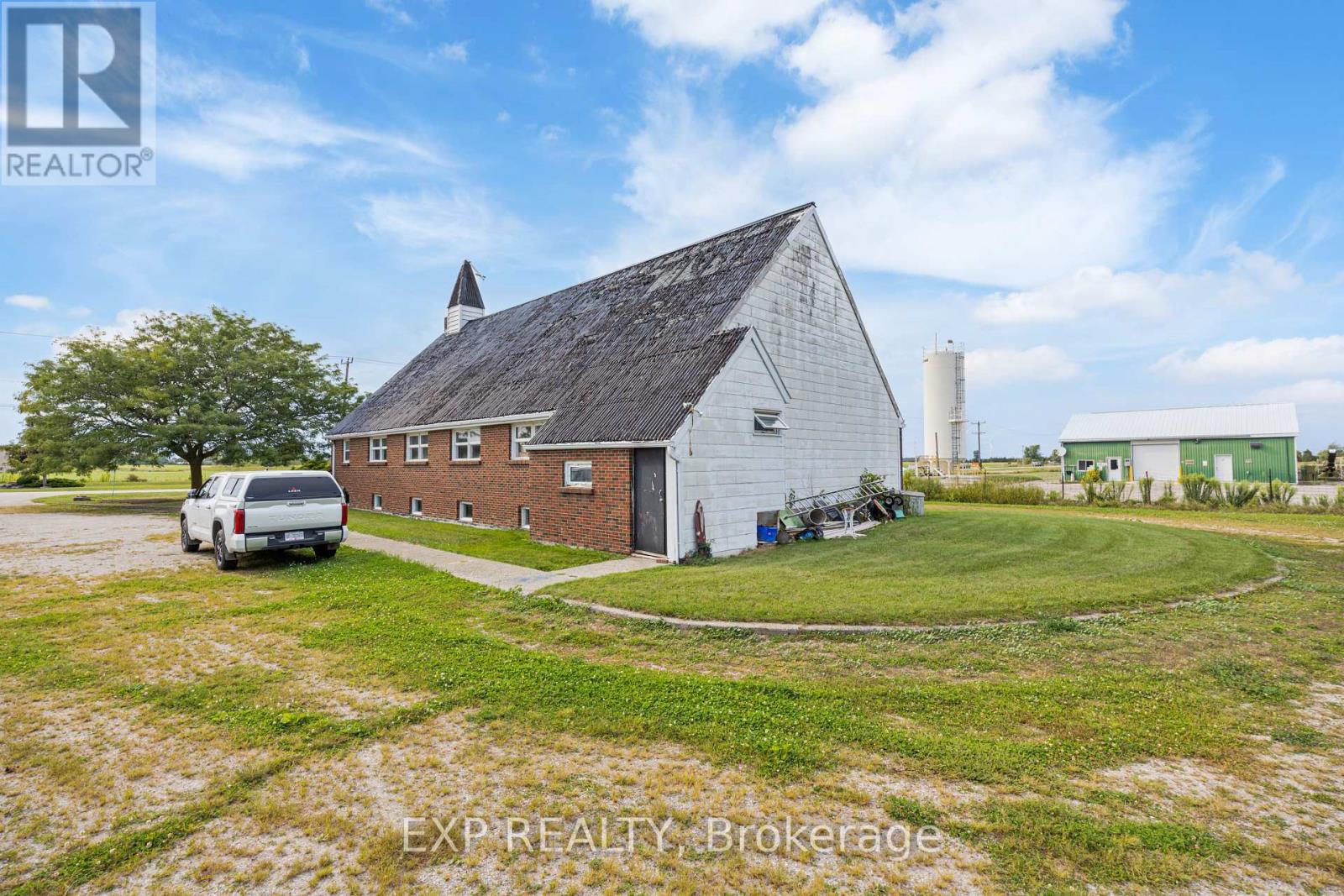 7884 Rawlings Road, Lambton Shores, Ontario  N0N 1J0 - Photo 12 - X12389089