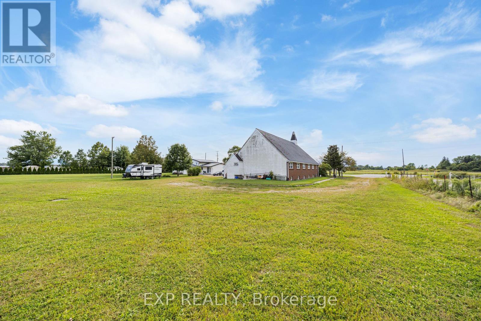 7884 Rawlings Road, Lambton Shores, Ontario  N0N 1J0 - Photo 14 - X12389089