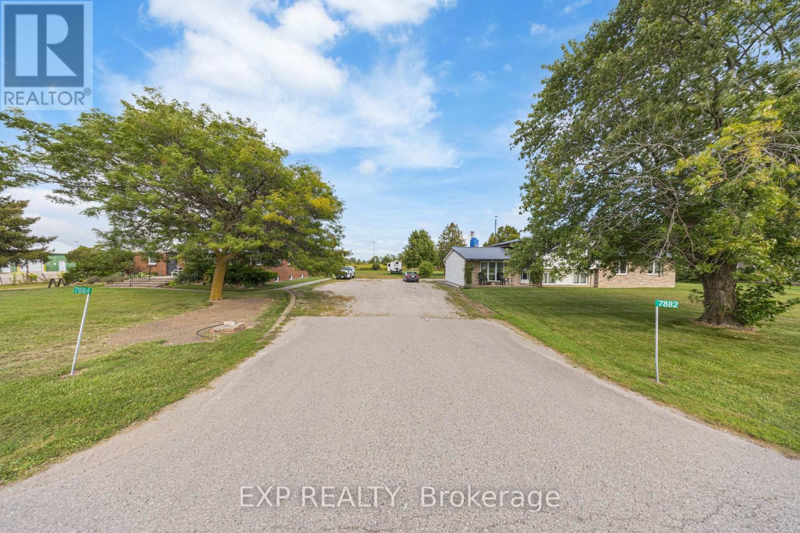 7884 Rawlings Road, Lambton Shores, Ontario  N0N 1J0 - Photo 4 - X12389089