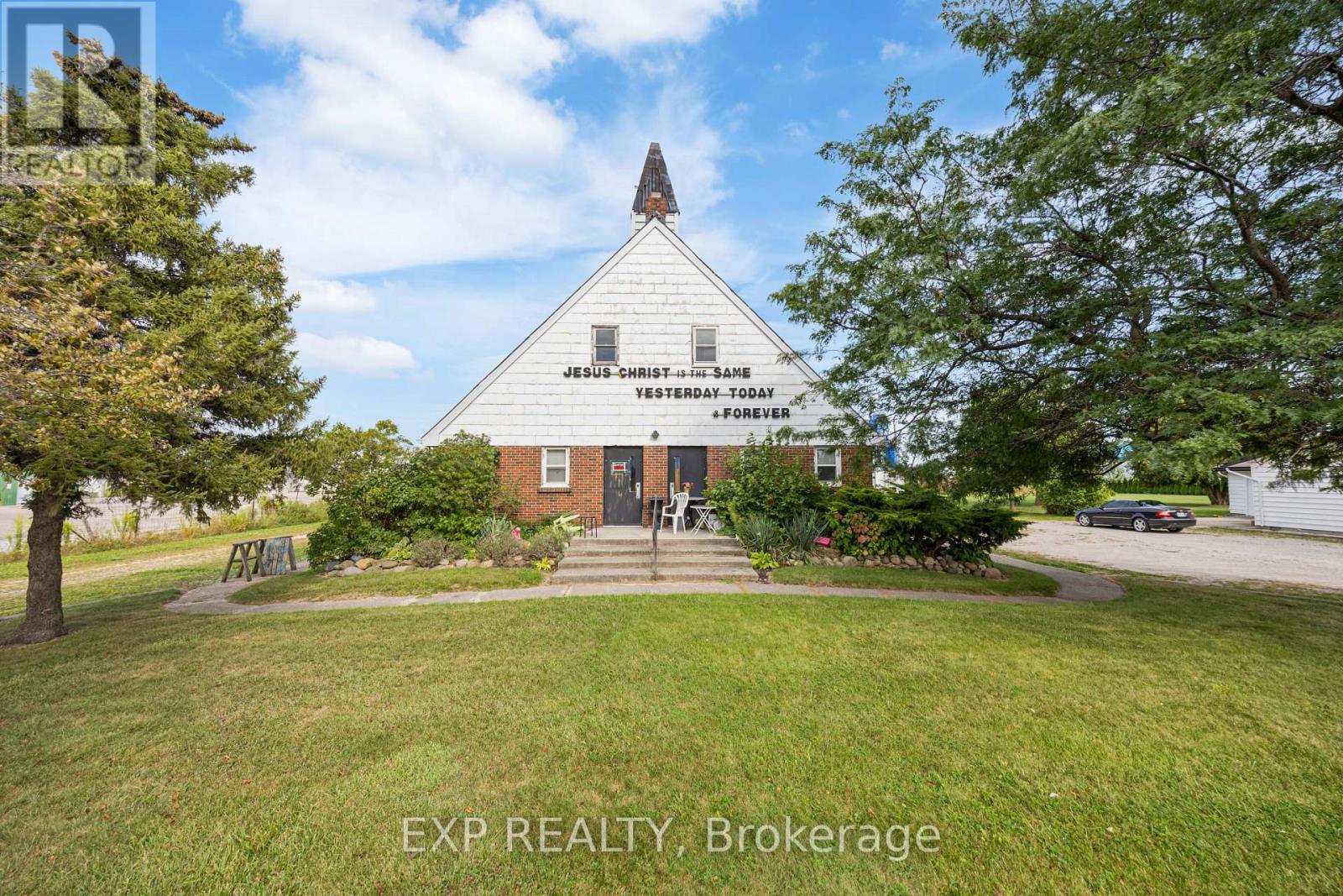 7884 Rawlings Road, Lambton Shores, Ontario  N0N 1J0 - Photo 8 - X12389089