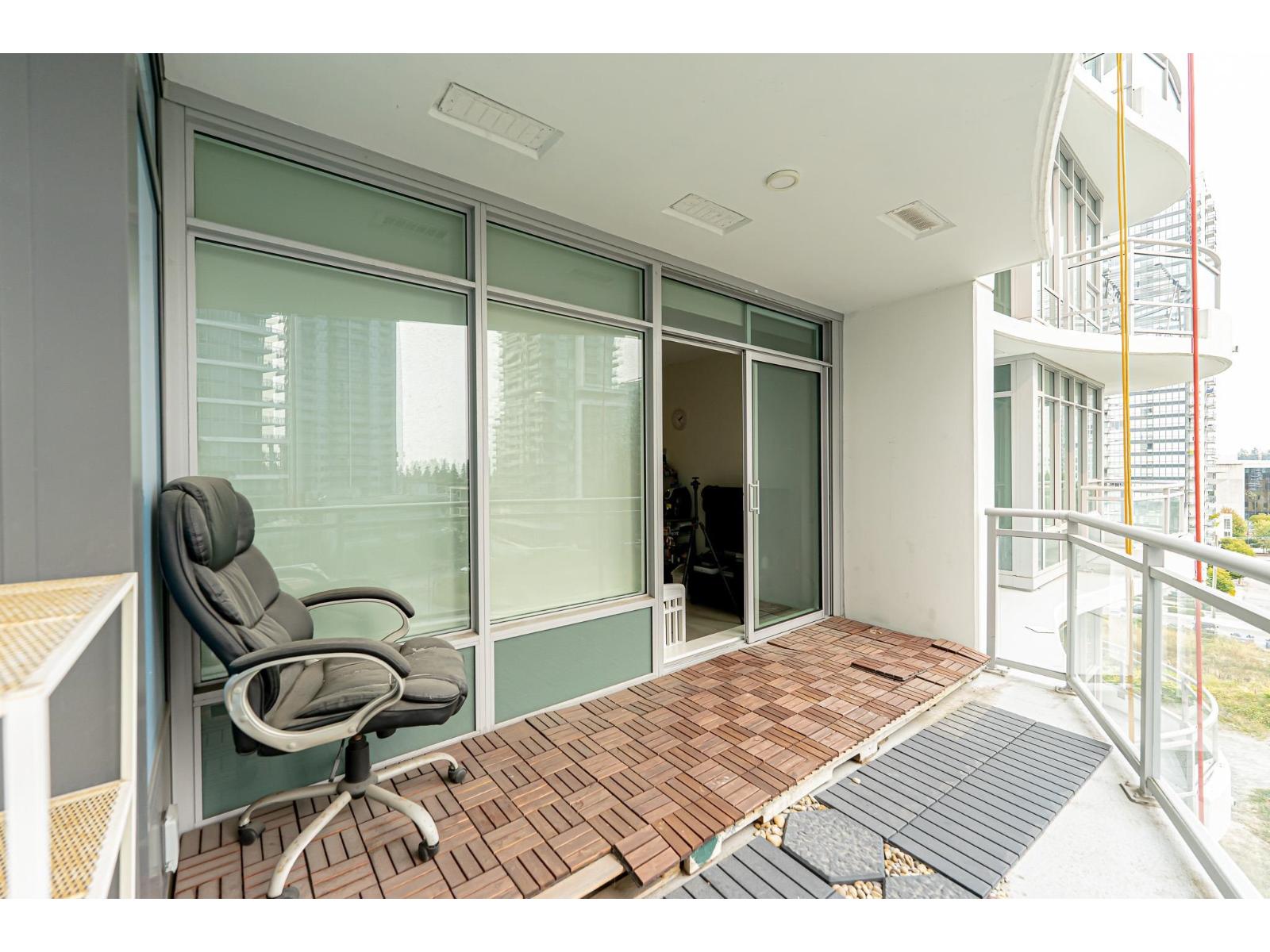 806 13318 104 Avenue, Surrey, British Columbia  V3T 1V4 - Photo 21 - R3044675