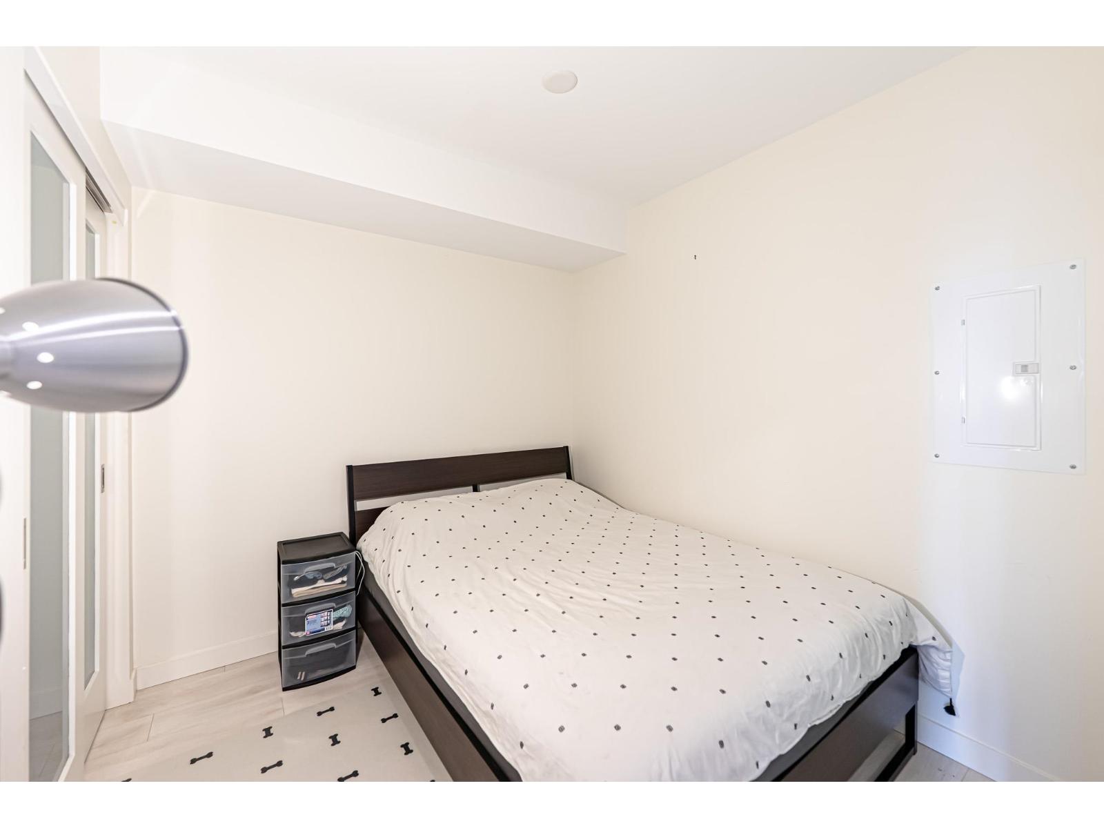 806 13318 104 Avenue, Surrey, British Columbia  V3T 1V4 - Photo 8 - R3044675