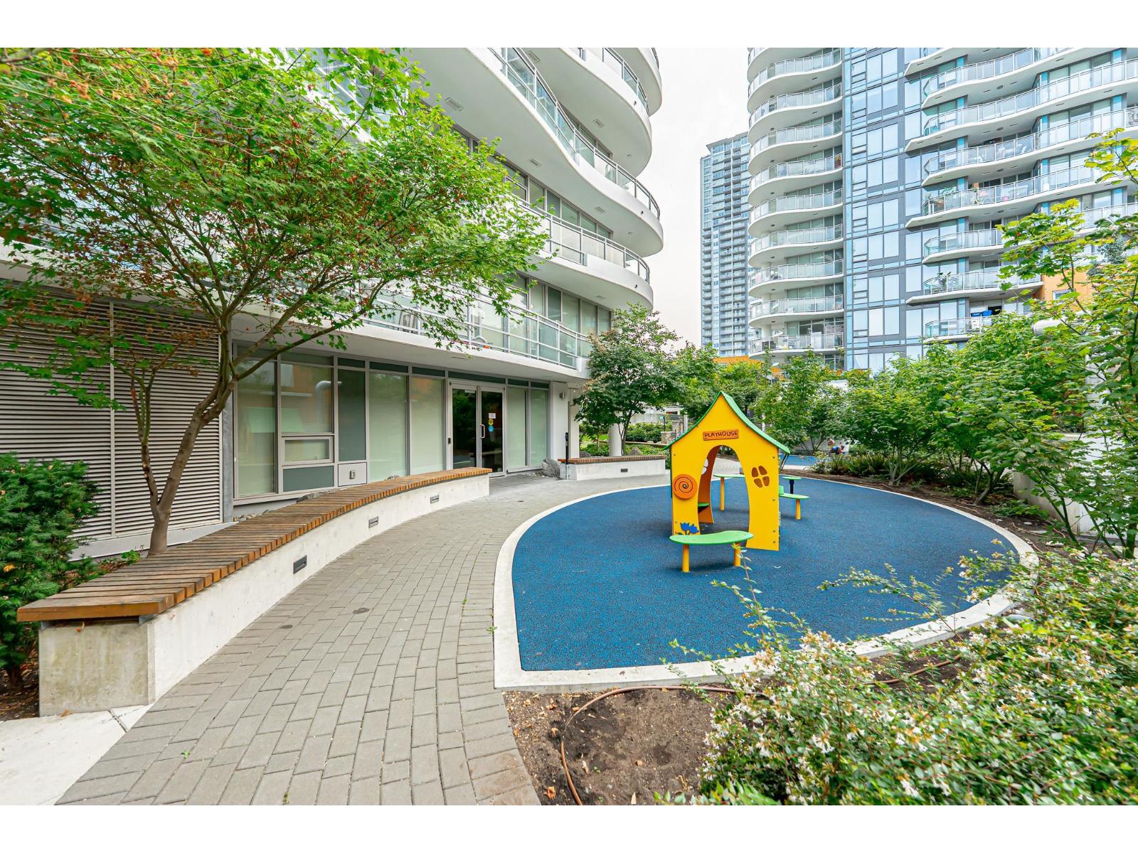 806 13318 104 Avenue, Surrey, British Columbia  V3T 1V4 - Photo 6 - R3044675