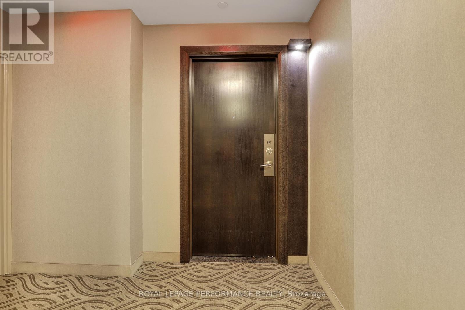 907 - 1035 Bank Street, Ottawa, Ontario  K1S 5K3 - Photo 4 - X12389046