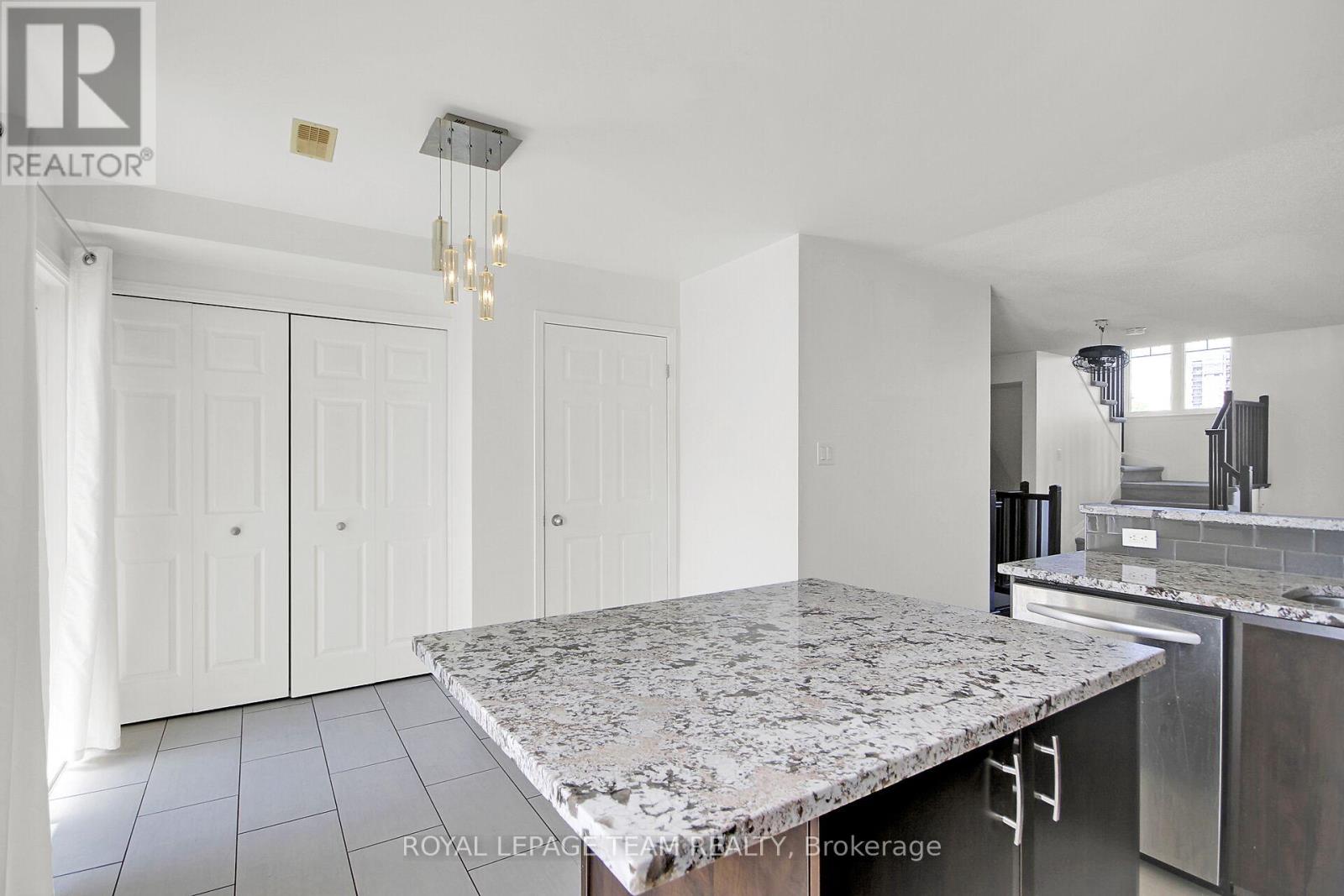 151 - 1512 Walkley Road, Ottawa, Ontario  K1V 2G5 - Photo 17 - X12389072