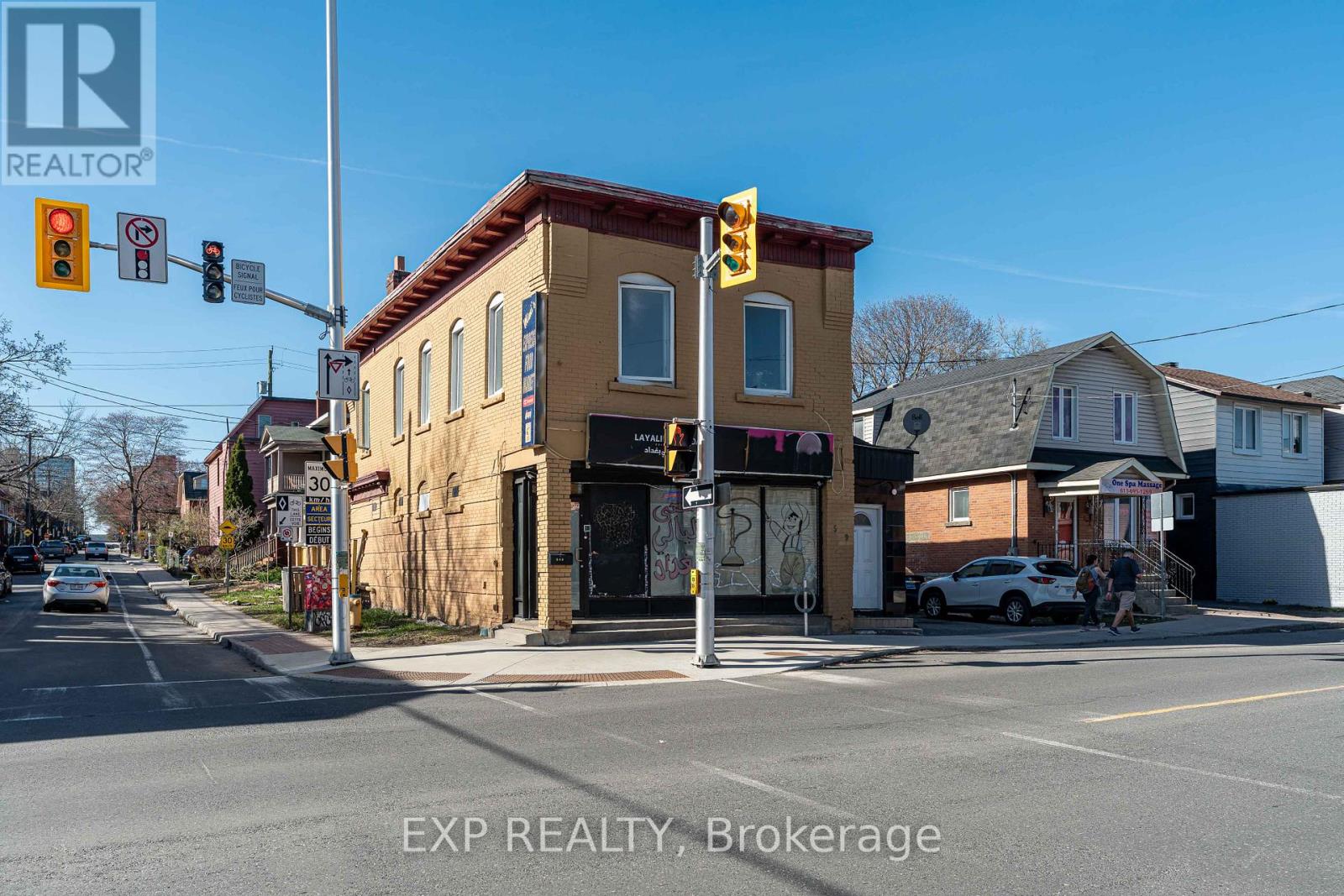 549 GLADSTONE AVENUE, Ottawa, Ontario