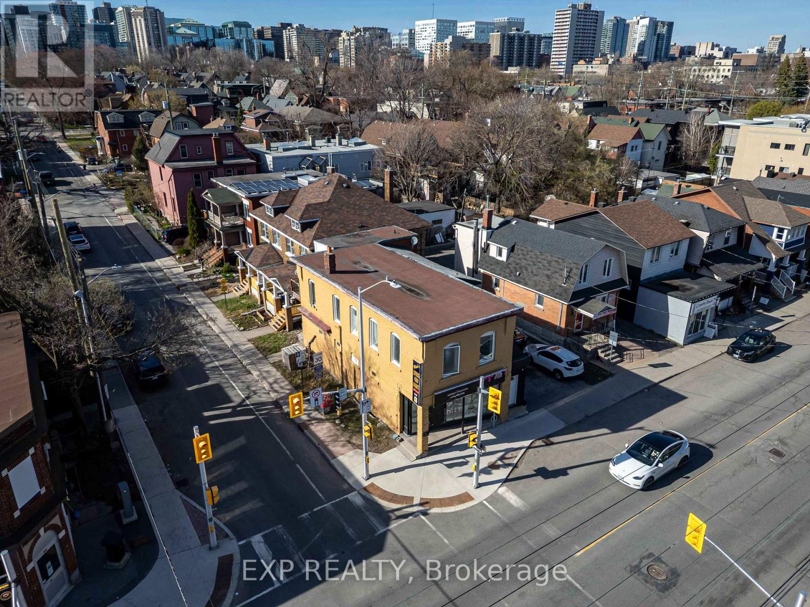 549 Gladstone Avenue, Ottawa, Ontario  K1R 5N9 - Photo 13 - X12389075