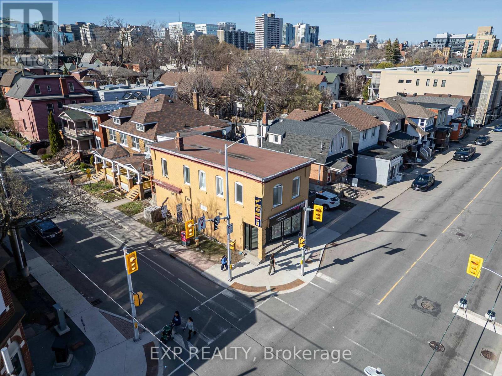 549 Gladstone Avenue, Ottawa, Ontario  K1R 5N9 - Photo 47 - X12389075
