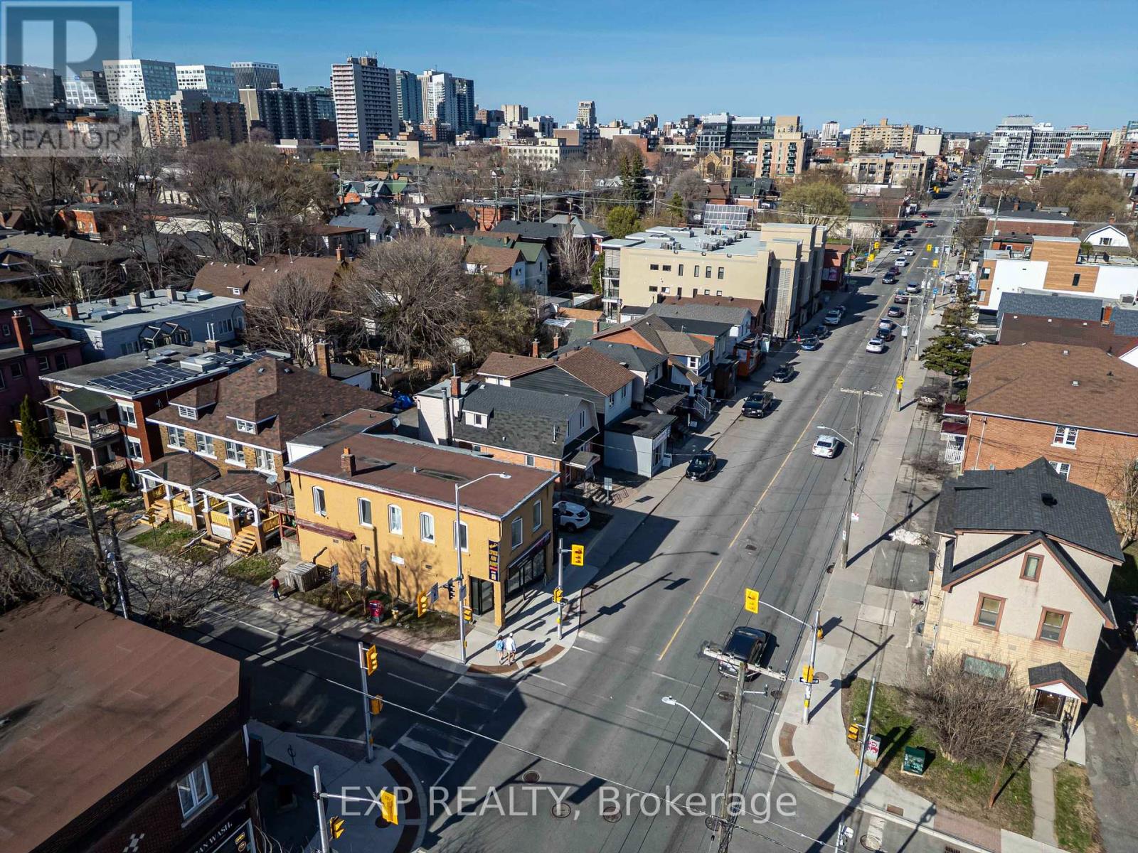 549 Gladstone Avenue, Ottawa, Ontario  K1R 5N9 - Photo 5 - X12389075