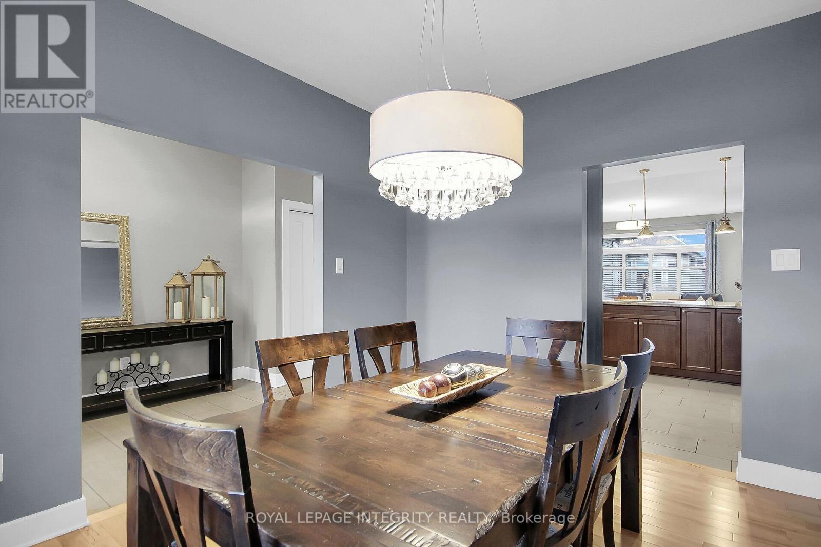 15 York Crossing, Russell, Ontario  K4R 0C4 - Photo 21 - X12389115