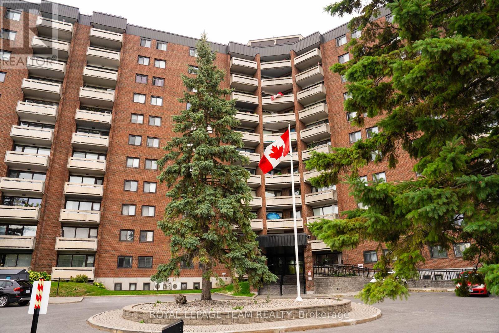 118 - 3100 Carling Avenue, Ottawa, Ontario  K2B 6J6 - Photo 2 - X12389116