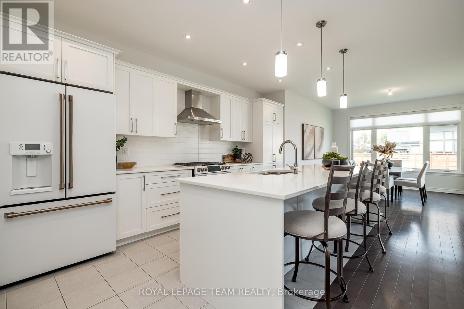 636 Mistwell Lane, Ottawa, Ontario  K4M 1B2 - Photo 13 - X12389177