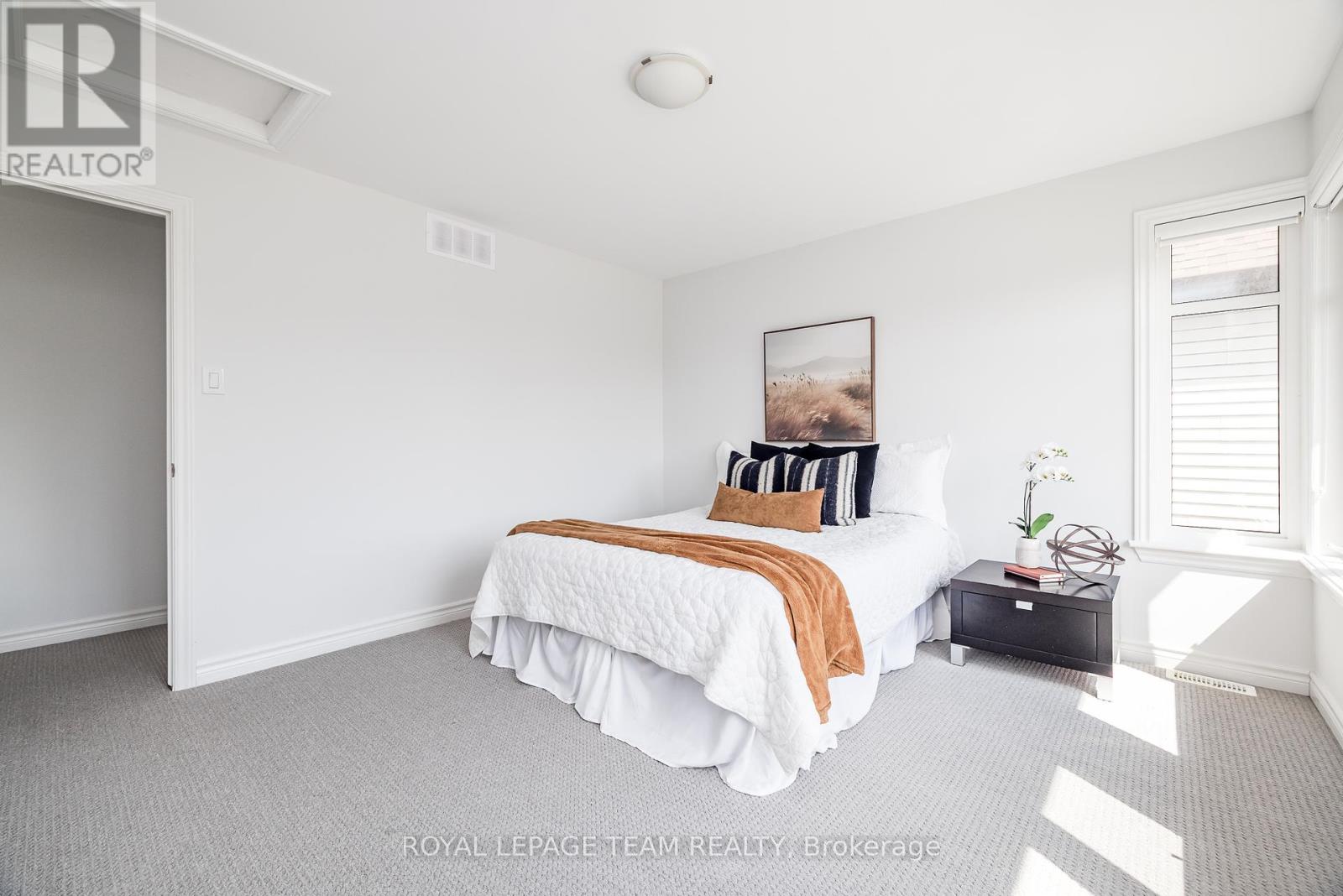 636 Mistwell Lane, Ottawa, Ontario  K4M 1B2 - Photo 39 - X12389177