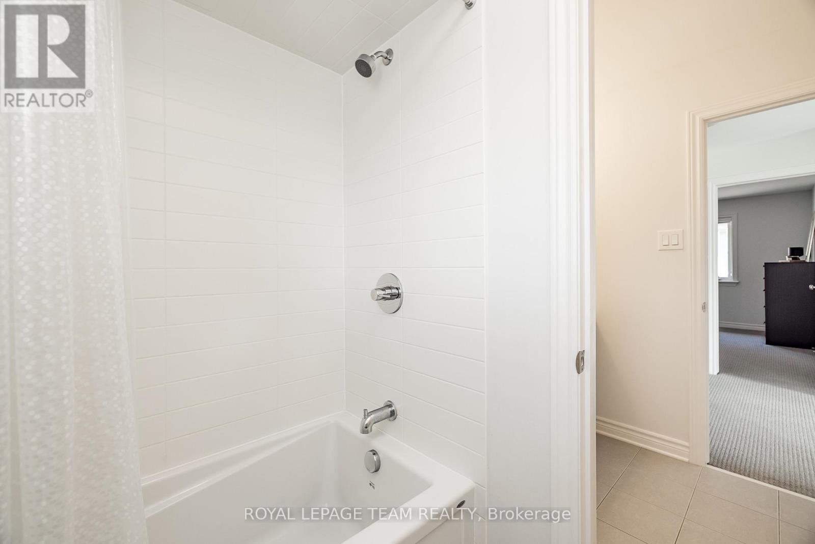 636 Mistwell Lane, Ottawa, Ontario  K4M 1B2 - Photo 41 - X12389177