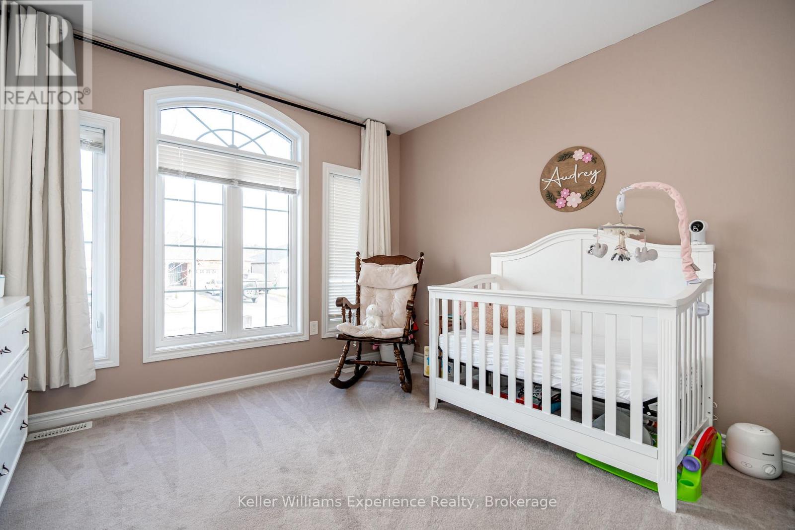 32 Hatton Drive, Penetanguishene, Ontario  L9M 0V6 - Photo 24 - S12389137