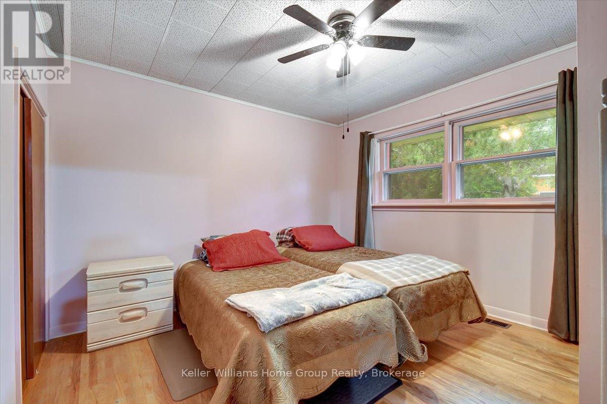 2 Easton Avenue, Bancroft, Ontario  K0L 1C0 - Photo 13 - X12389183