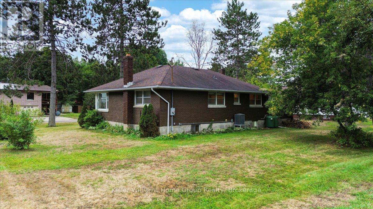 2 Easton Avenue, Bancroft, Ontario  K0L 1C0 - Photo 27 - X12389183
