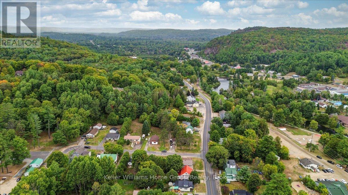 2 Easton Avenue, Bancroft, Ontario  K0L 1C0 - Photo 33 - X12389183