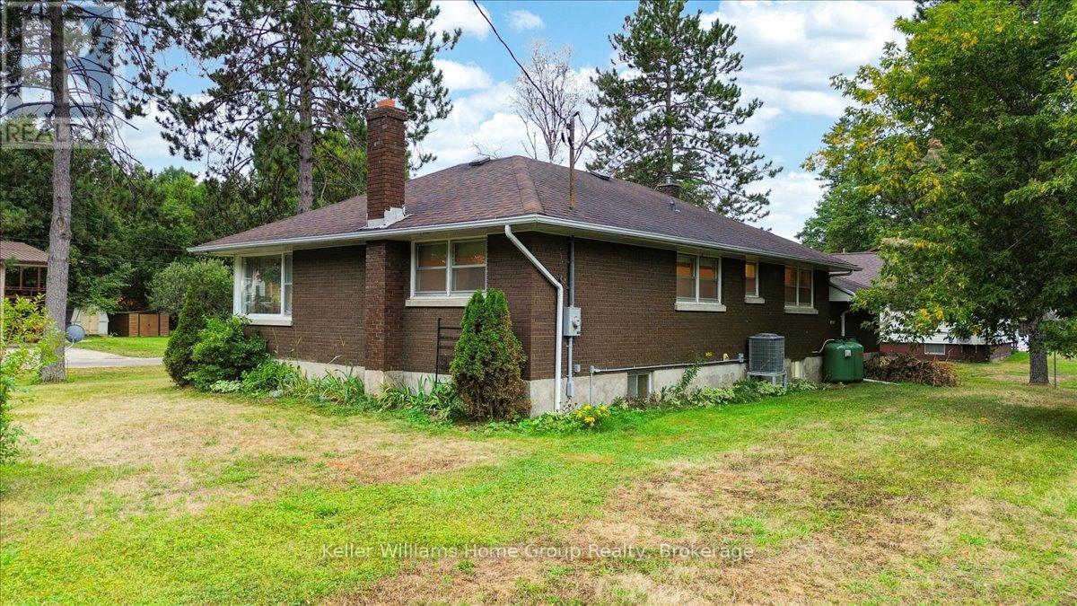 2 Easton Avenue, Bancroft, Ontario  K0L 1C0 - Photo 44 - X12389183