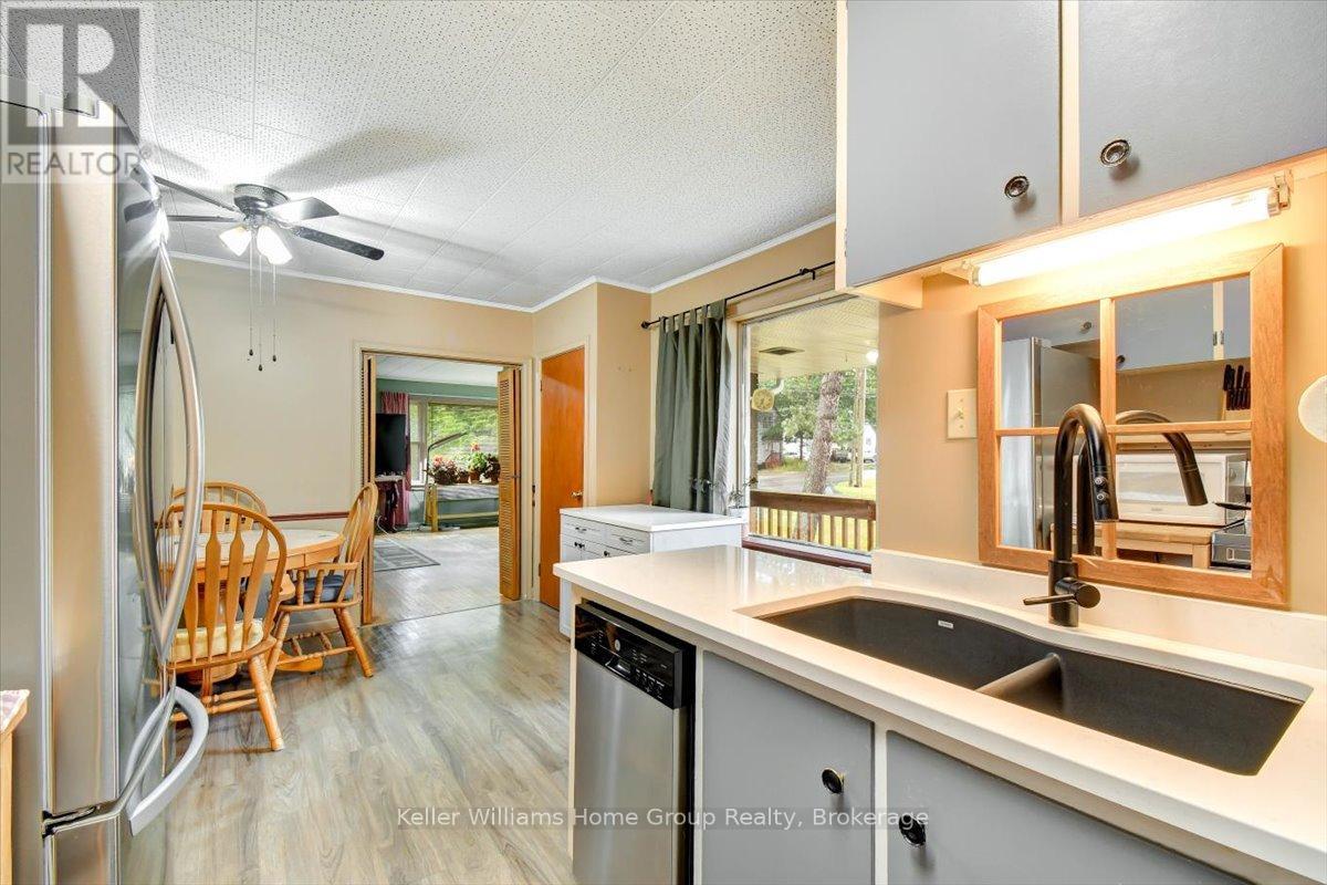 2 Easton Avenue, Bancroft, Ontario  K0L 1C0 - Photo 8 - X12389183