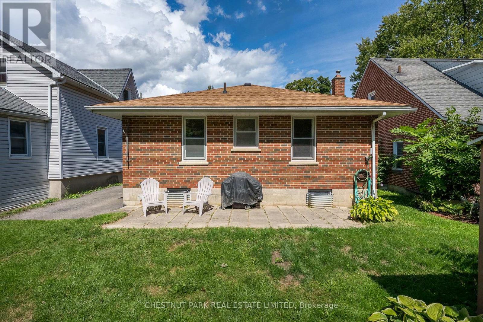 9 Downes Avenue, Prince Edward County (Picton), Ontario  K0K 2T0 - Photo 31 - X12389128