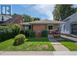 9 DOWNES AVENUE, Prince Edward County, Ontario
