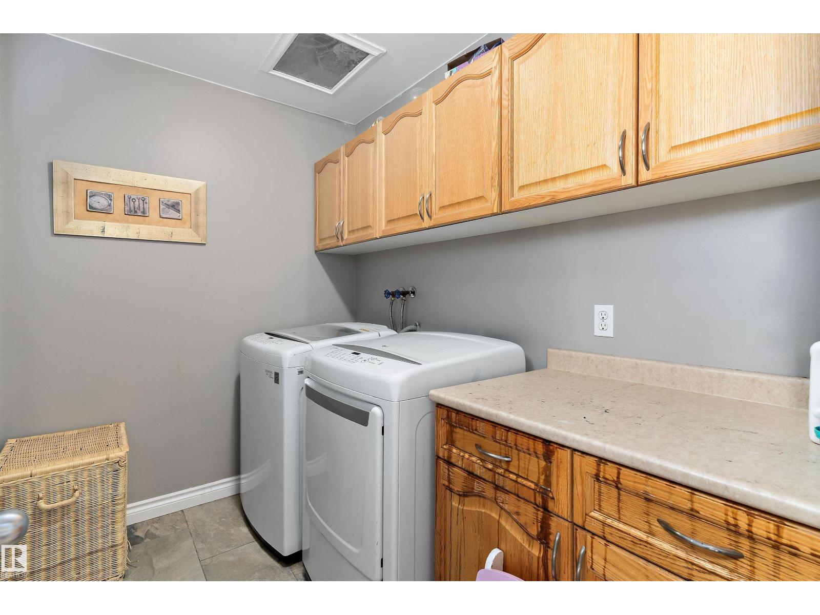 17 Crocus Wy, Sherwood Park, Alberta  T8H 2J9 - Photo 12 - E4456735