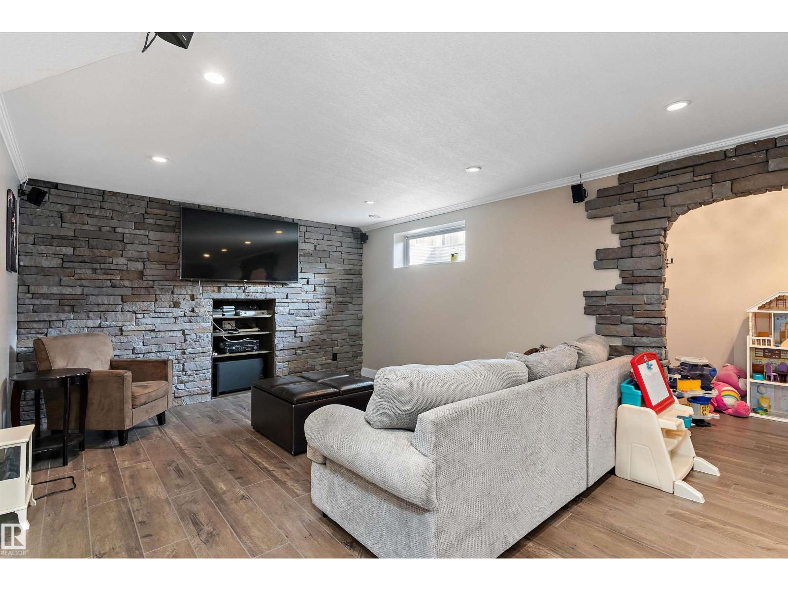 17 Crocus Wy, Sherwood Park, Alberta  T8H 2J9 - Photo 30 - E4456735