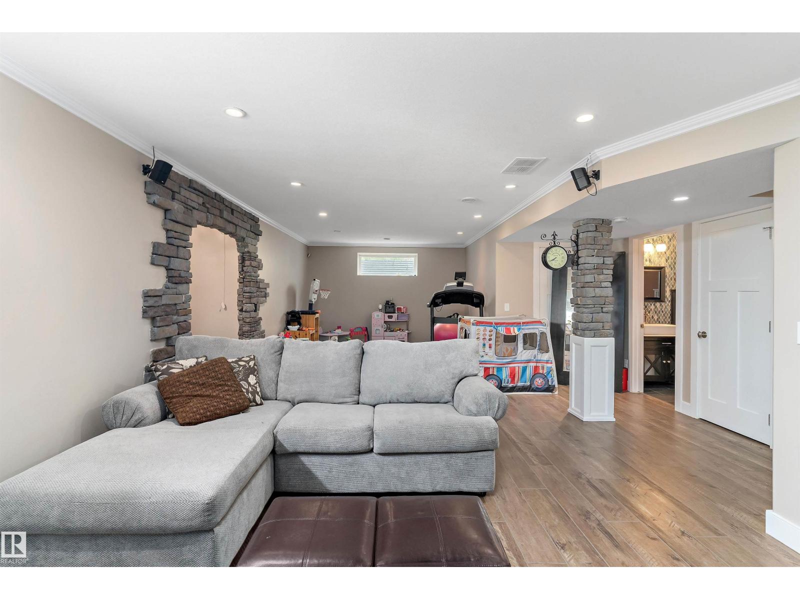 17 Crocus Wy, Sherwood Park, Alberta  T8H 2J9 - Photo 33 - E4456735