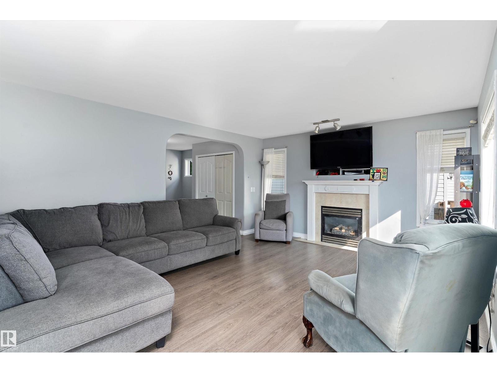 17 Crocus Wy, Sherwood Park, Alberta  T8H 2J9 - Photo 7 - E4456735