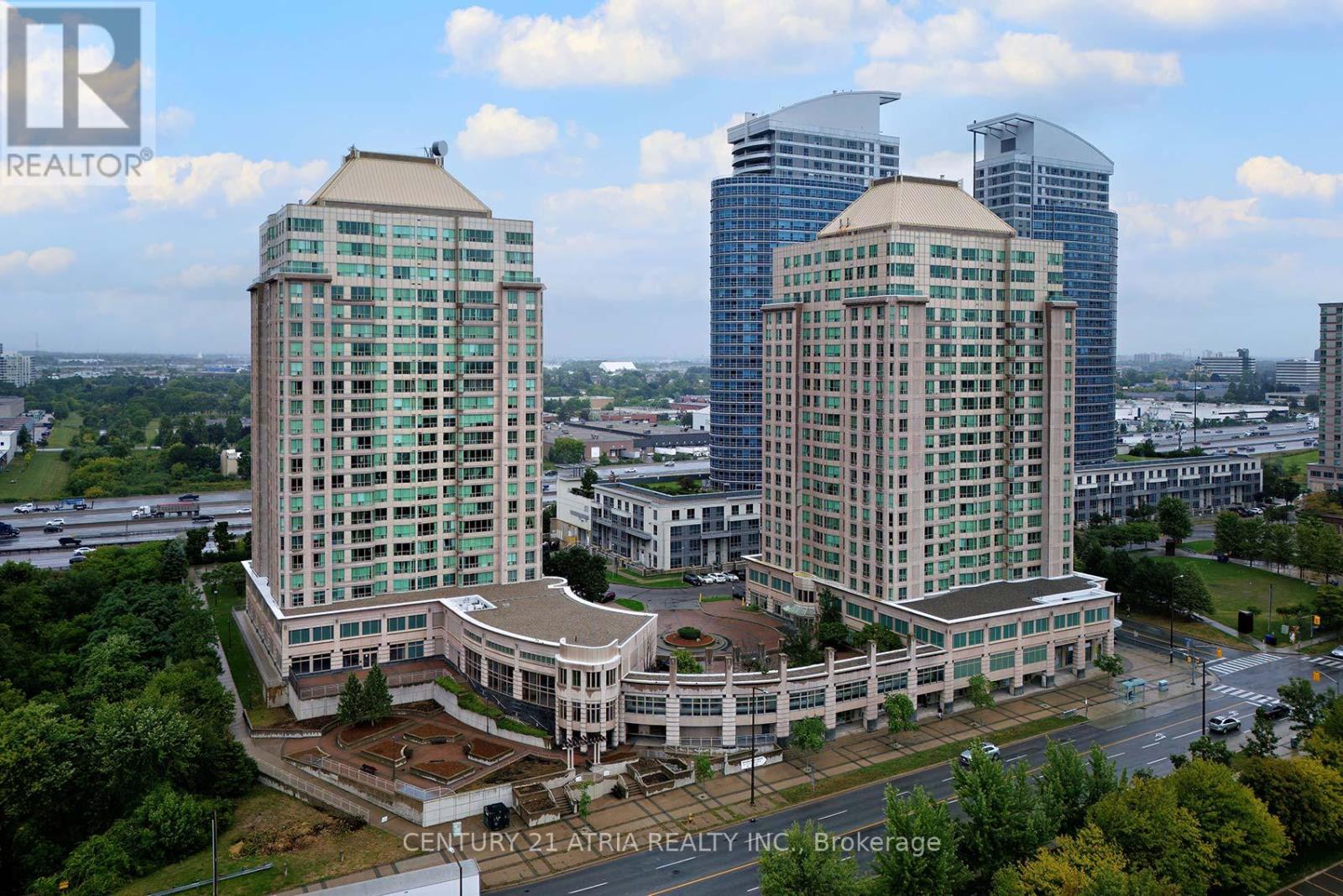 710 - 8 Lee Centre Drive, Toronto, Ontario  M1H 3H8 - Photo 1 - E12388920
