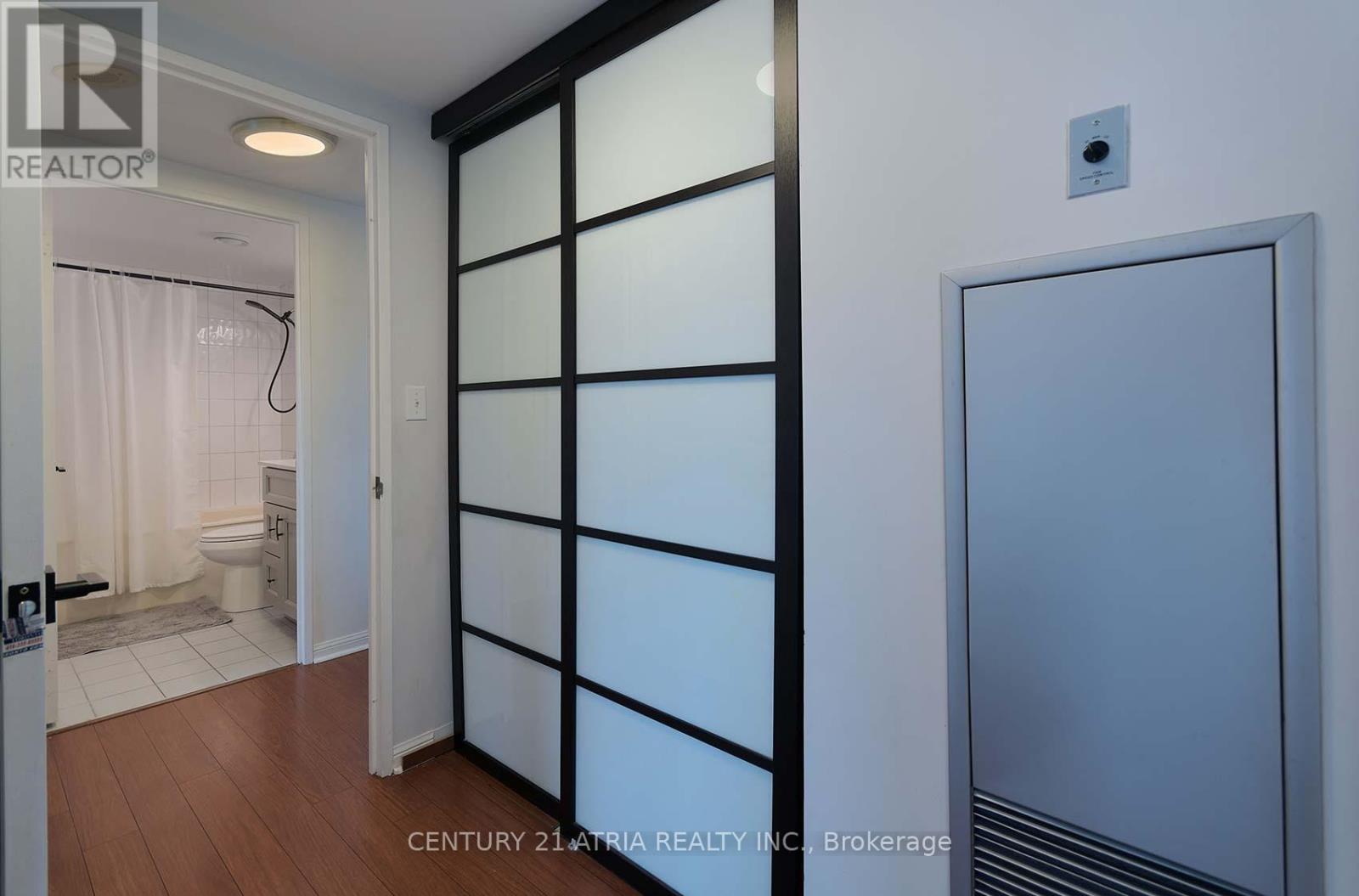 710 - 8 Lee Centre Drive, Toronto, Ontario  M1H 3H8 - Photo 22 - E12388920