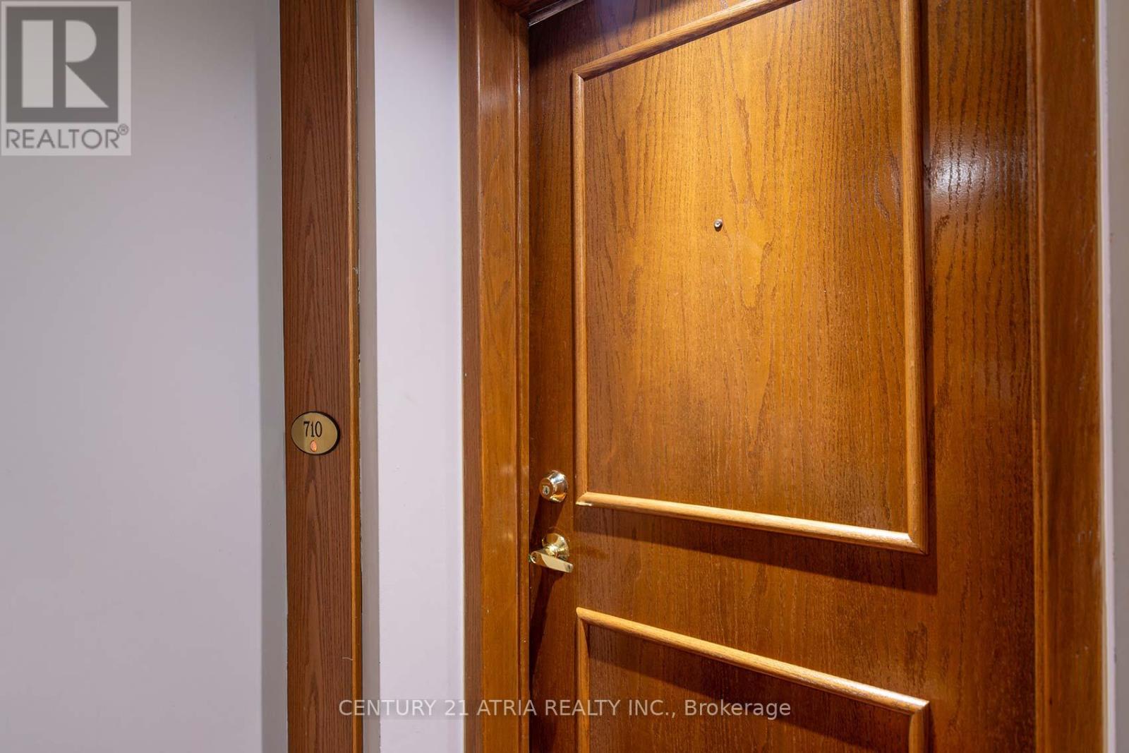 710 - 8 Lee Centre Drive, Toronto, Ontario  M1H 3H8 - Photo 6 - E12388920