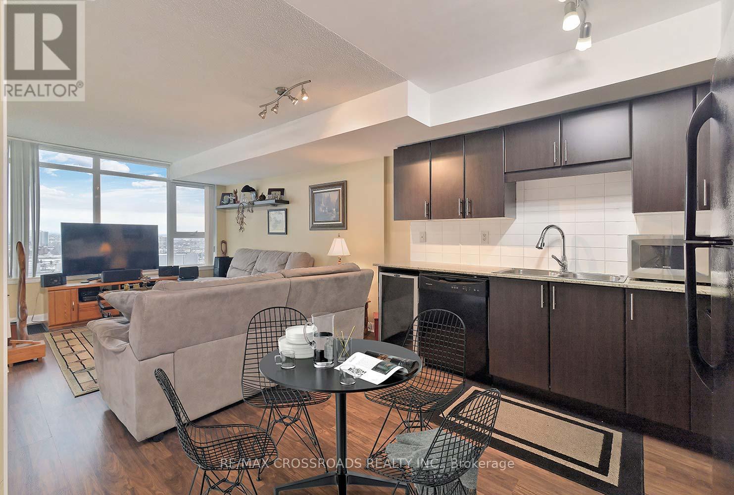 2011 - 190 Borough Drive, Toronto, Ontario  M1P 0B6 - Photo 15 - E12388953