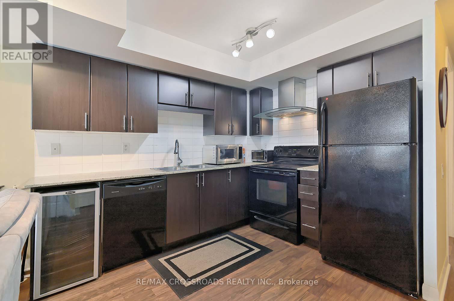 2011 - 190 Borough Drive, Toronto, Ontario  M1P 0B6 - Photo 16 - E12388953