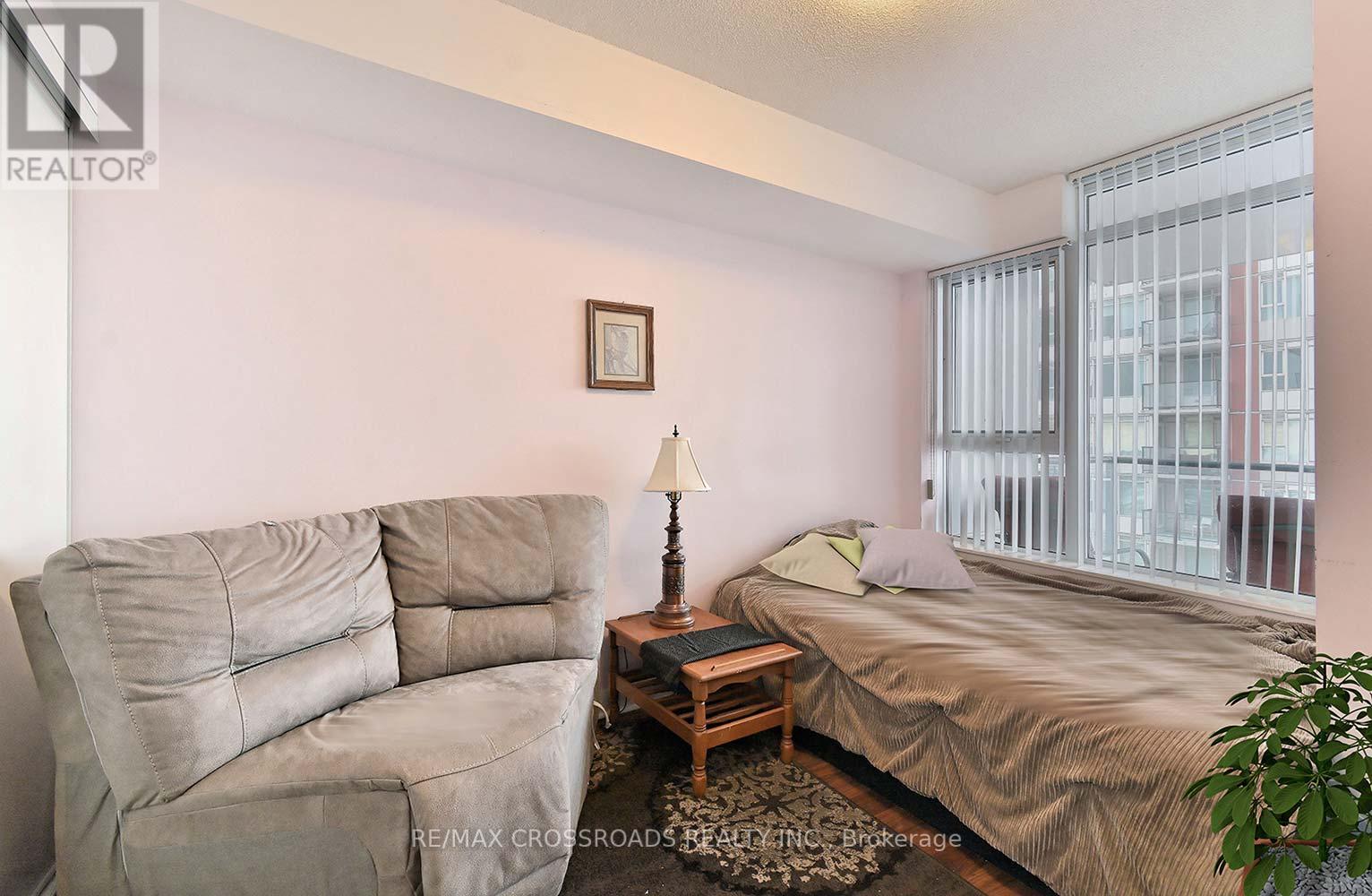 2011 - 190 Borough Drive, Toronto, Ontario  M1P 0B6 - Photo 18 - E12388953